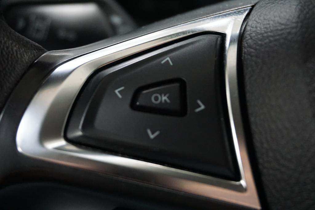 Thumbnail: 2023 Ford Edge - 26