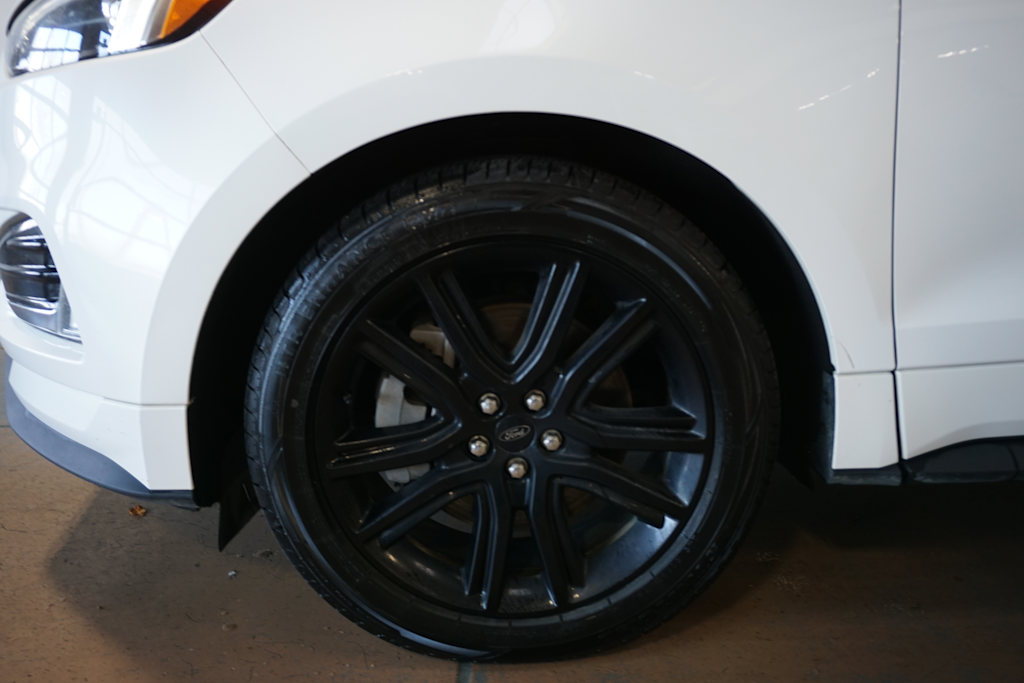 Thumbnail: 2022 Ford Edge - 7