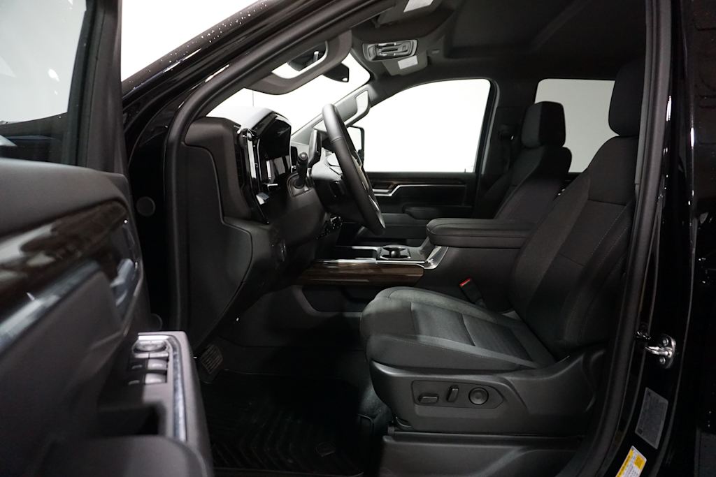 Thumbnail: 2025 Chevrolet Silverado 2500 - 8