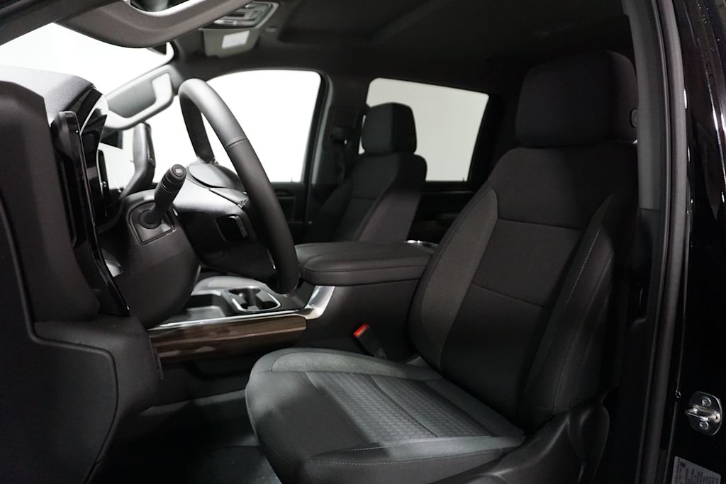 Thumbnail: 2025 Chevrolet Silverado 2500 - 9