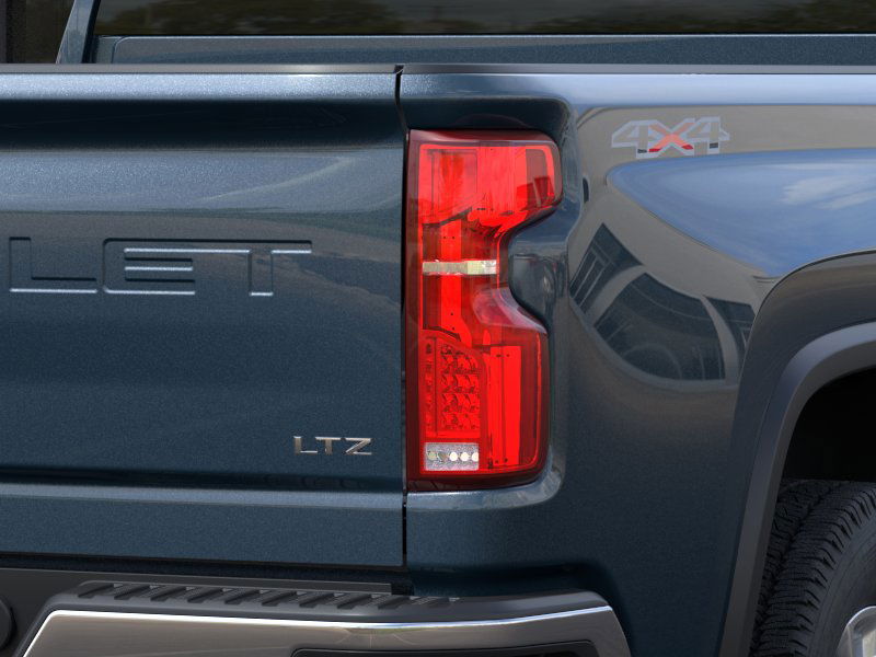 2025 Chevrolet Silverado 2500 LTZ 18