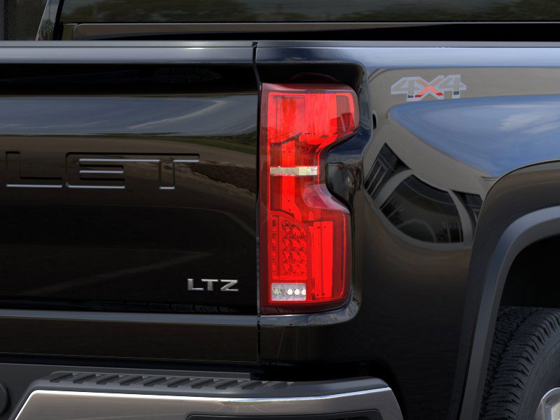 2025 Chevrolet Silverado 2500 LTZ 10