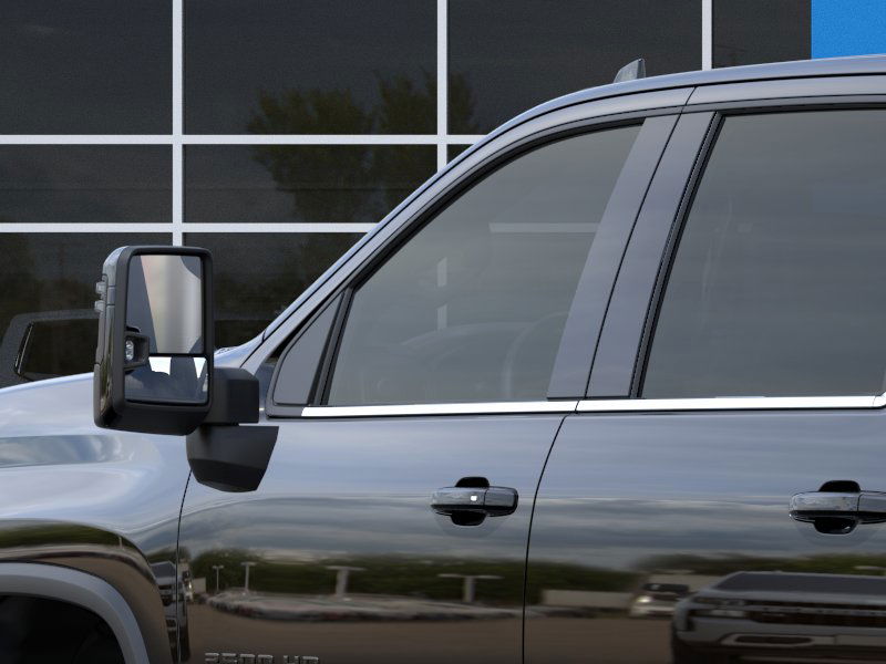 2025 Chevrolet Silverado 2500 LTZ 18