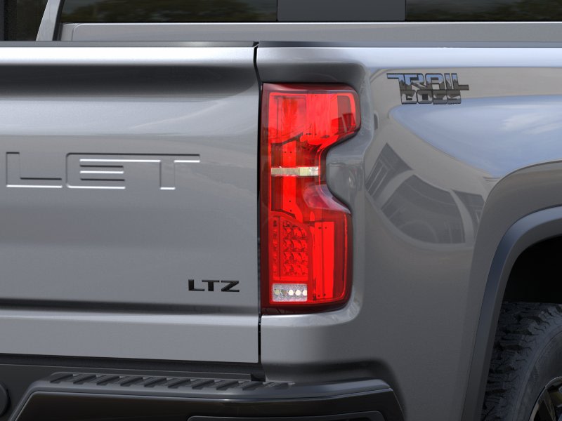 Thumbnail: 2026 Chevrolet Silverado 3500 - 18