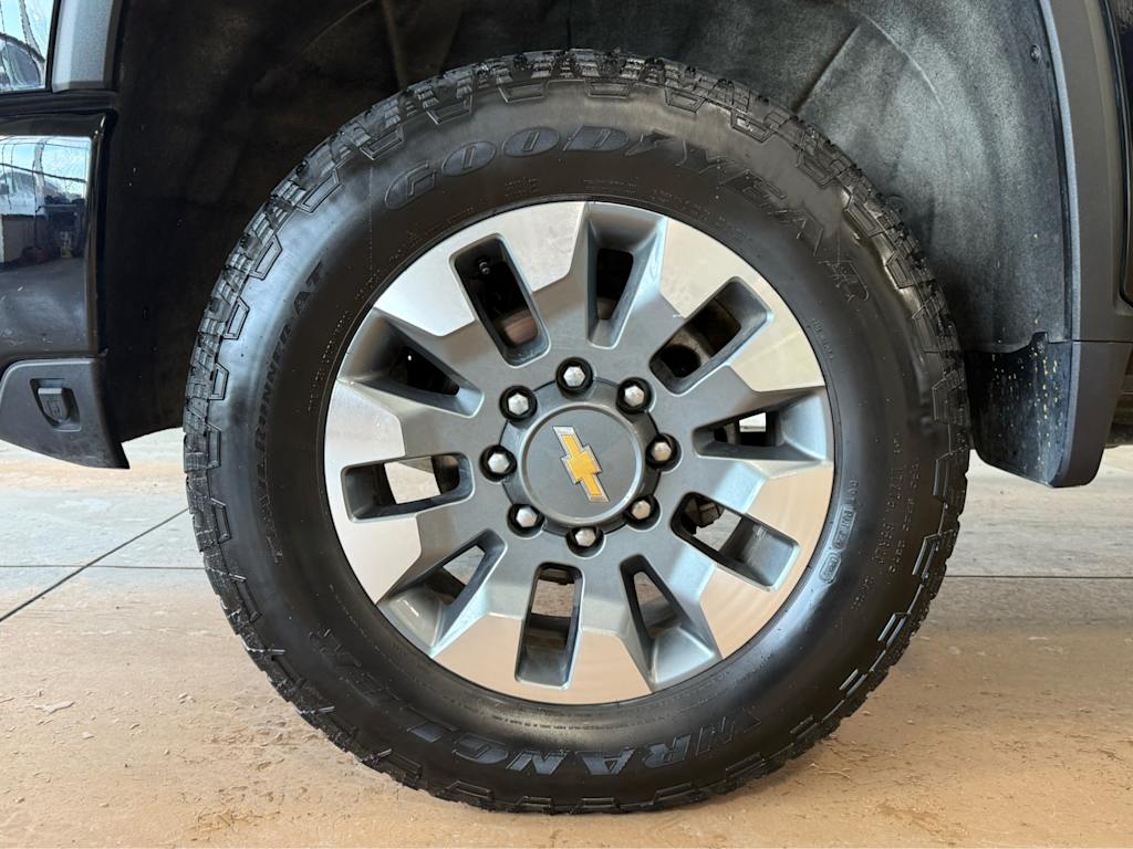 Thumbnail: 2024 Chevrolet Silverado 2500 - 5
