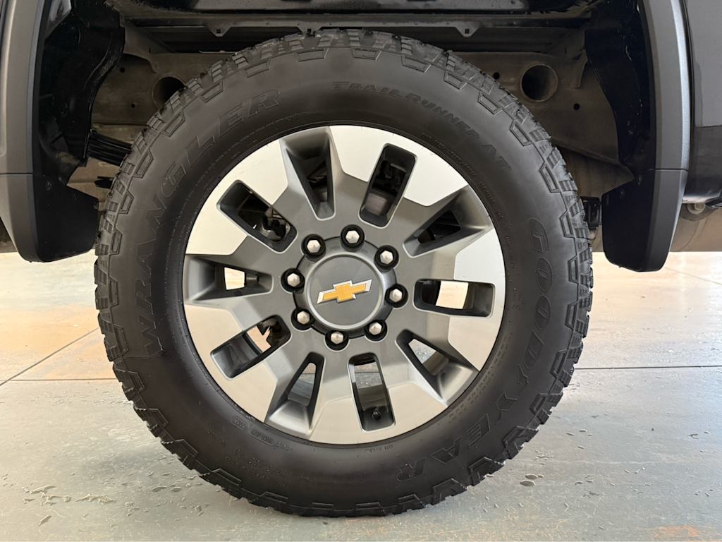 Thumbnail: 2024 Chevrolet Silverado 2500 - 19
