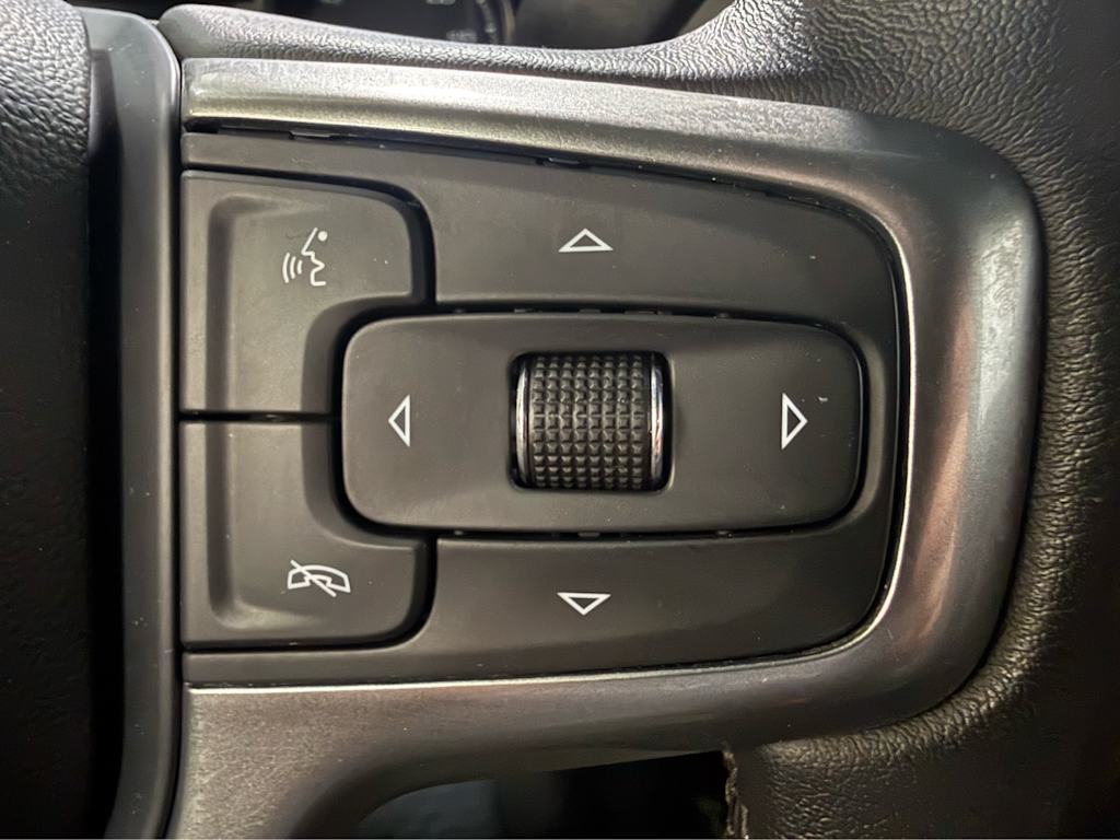Thumbnail: 2023 Chevrolet Silverado 2500 - 21