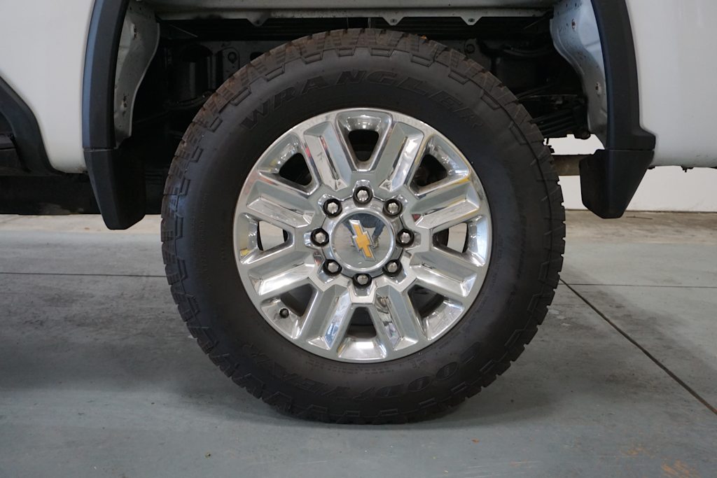 Thumbnail: 2022 Chevrolet Silverado 3500 - 17