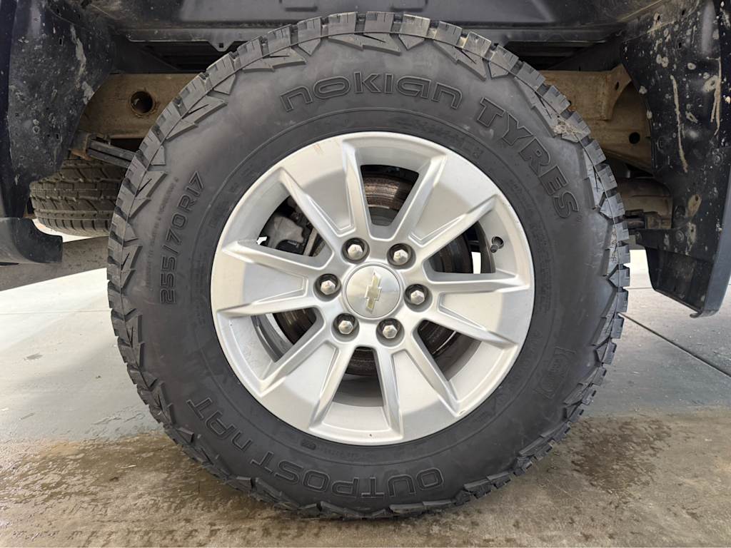 Thumbnail: 2023 Chevrolet Silverado 1500 - 19