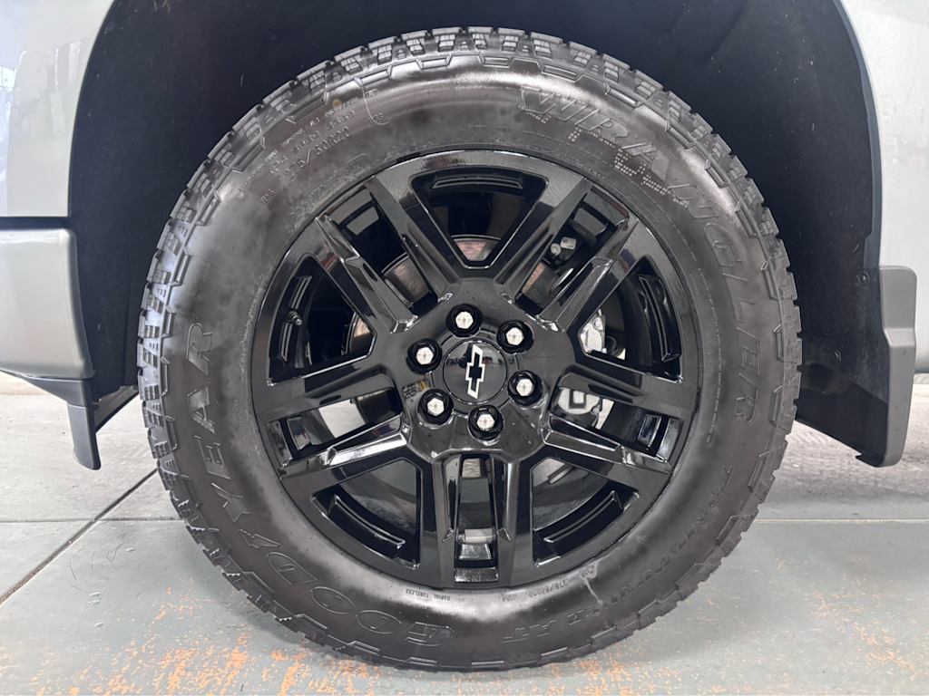 Thumbnail: 2026 Chevrolet Silverado 1500 - 18