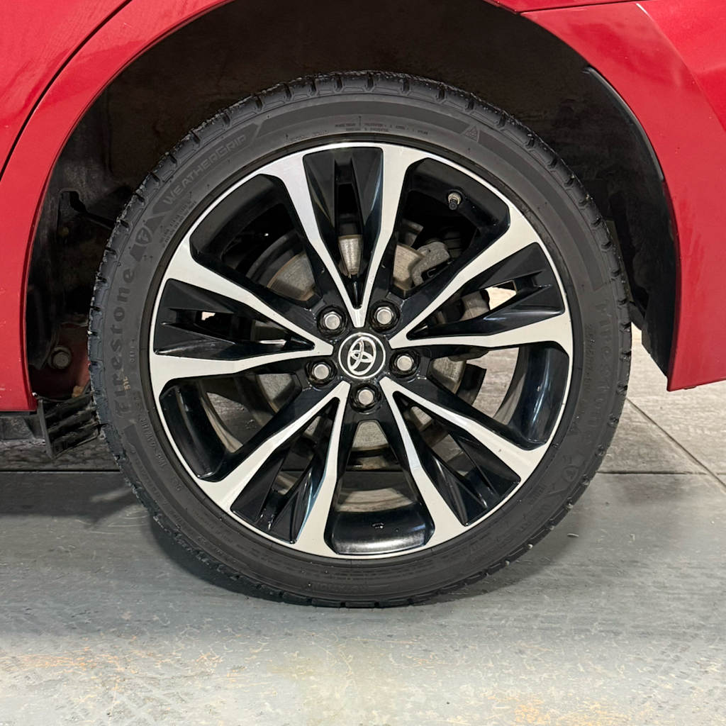 Thumbnail: 2015 Toyota Corolla - 20