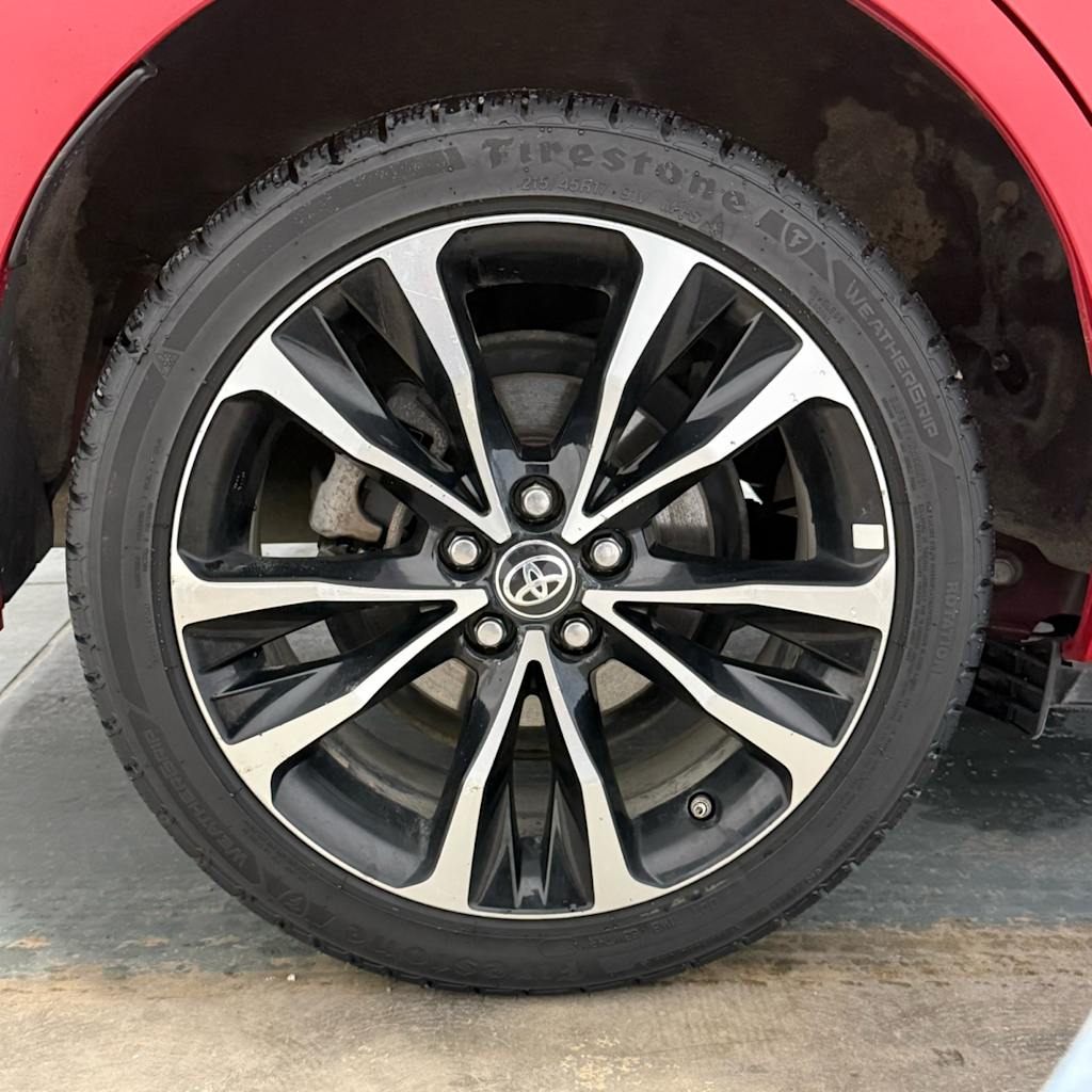 Thumbnail: 2015 Toyota Corolla - 19