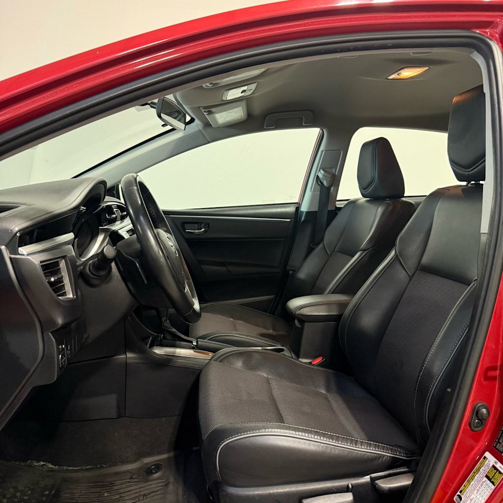 Thumbnail: 2015 Toyota Corolla - 9