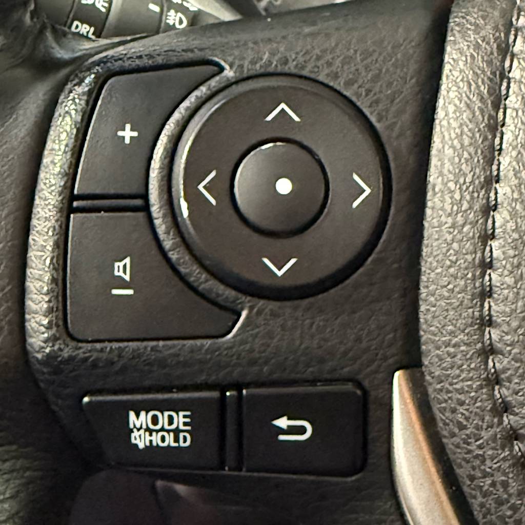 Thumbnail: 2015 Toyota Corolla - 22