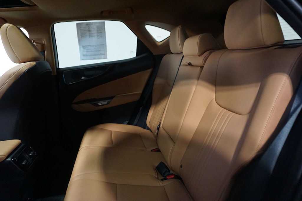 Thumbnail: 2025 Lexus ES - 27