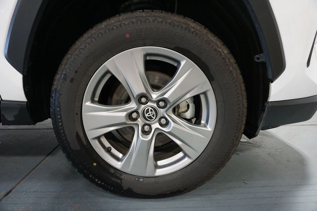 Thumbnail: 2024 Toyota RAV4 - 5