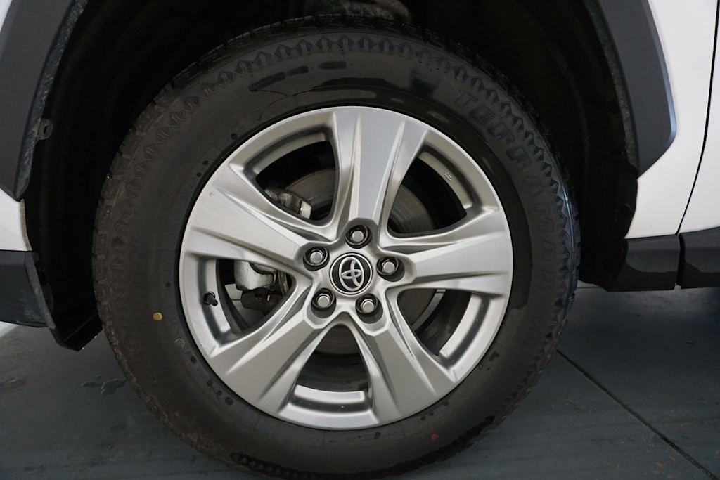 Thumbnail: 2024 Toyota RAV4 - 19