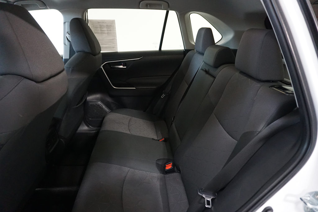 Thumbnail: 2024 Toyota RAV4 - 8