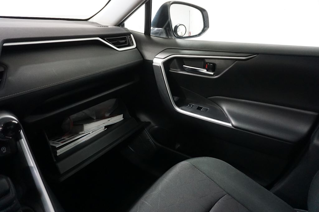 Thumbnail: 2024 Toyota RAV4 - 21