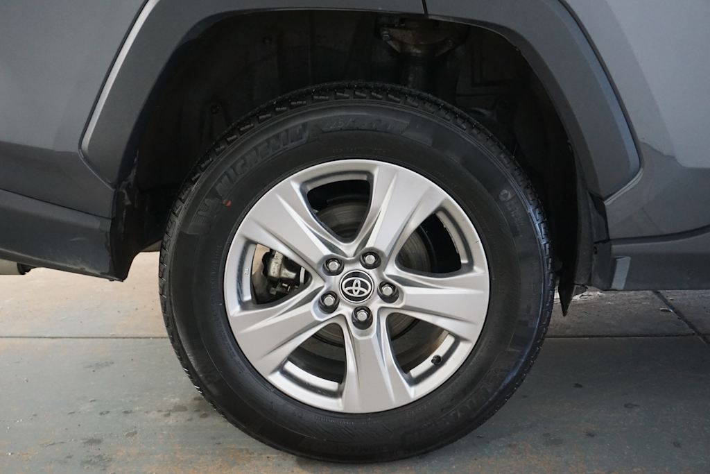 Thumbnail: 2024 Toyota RAV4 - 18