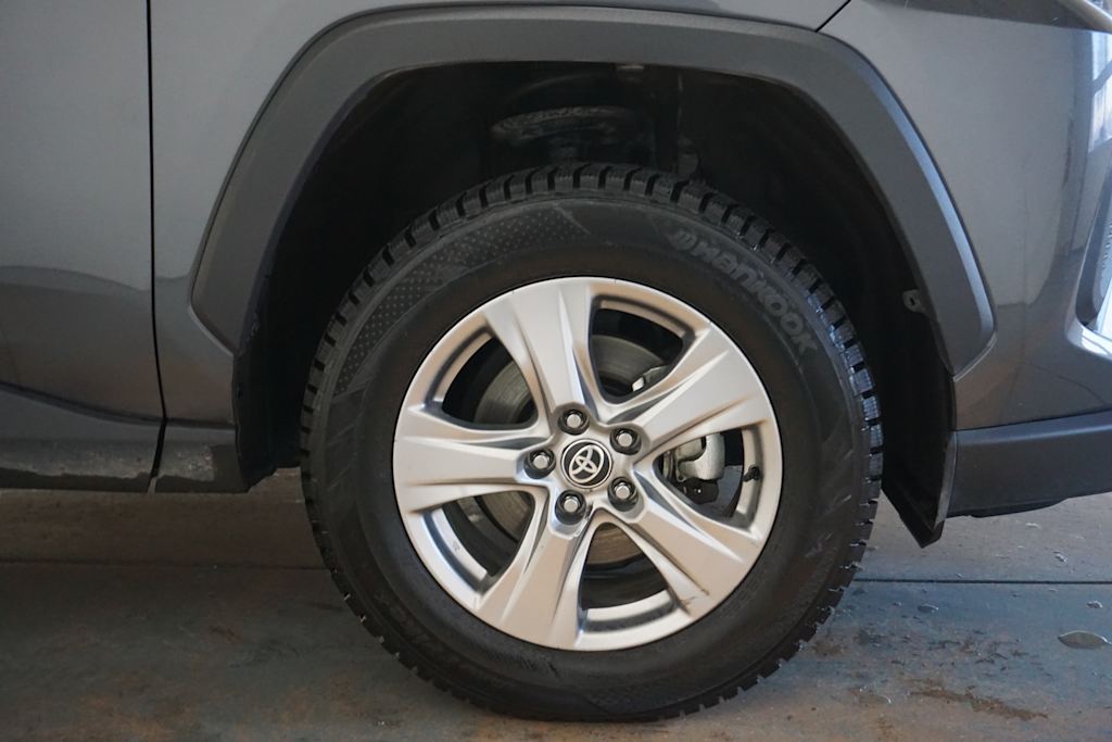 Thumbnail: 2024 Toyota RAV4 - 19