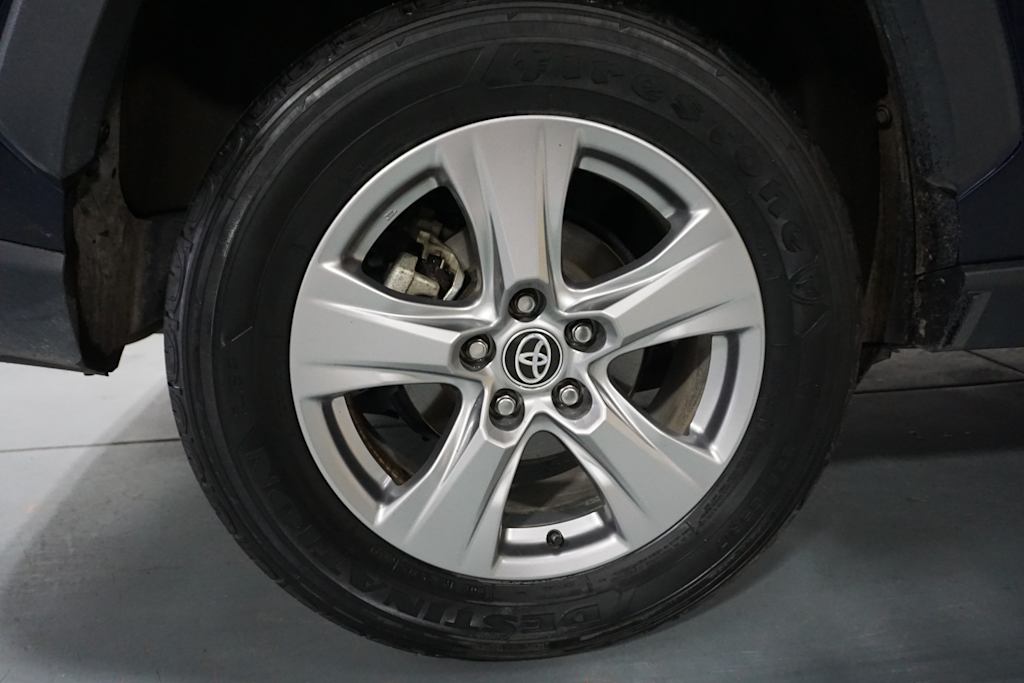 Thumbnail: 2024 Toyota RAV4 - 17