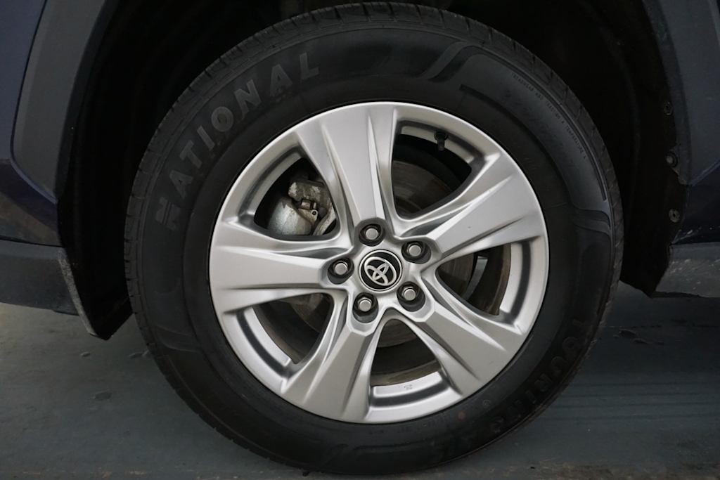 Thumbnail: 2024 Toyota RAV4 - 19