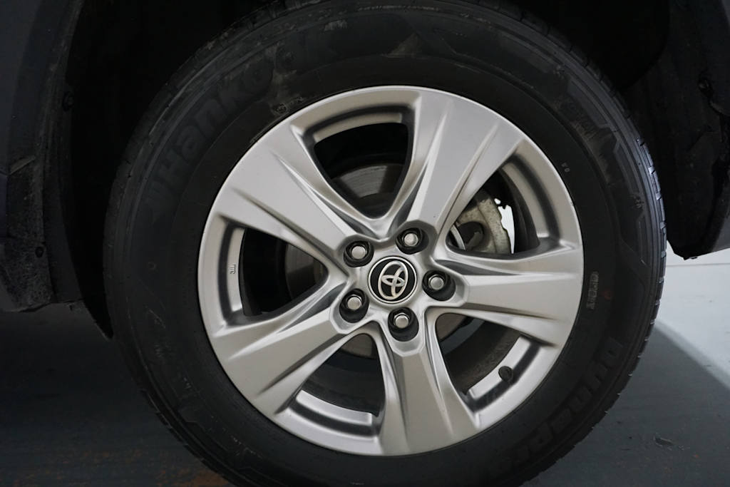 Thumbnail: 2024 Toyota RAV4 - 18