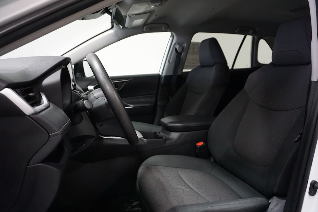Thumbnail: 2024 Toyota RAV4 - 8
