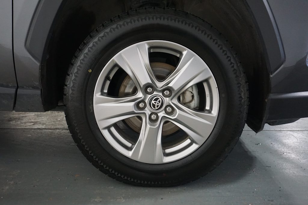 Thumbnail: 2024 Toyota RAV4 - 19