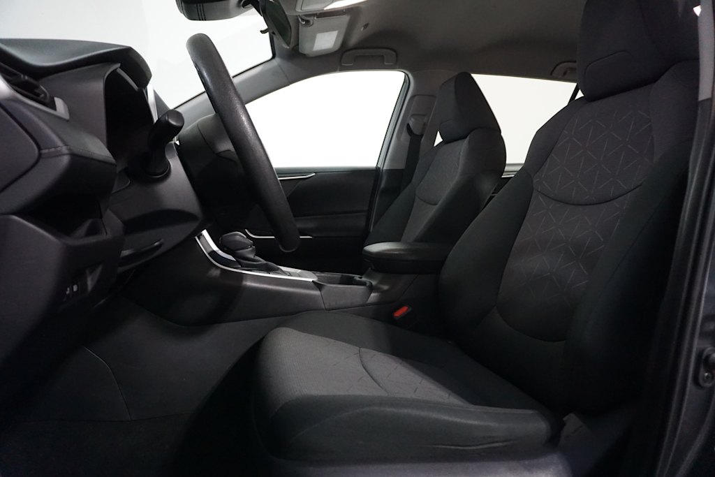 Thumbnail: 2024 Toyota RAV4 - 8