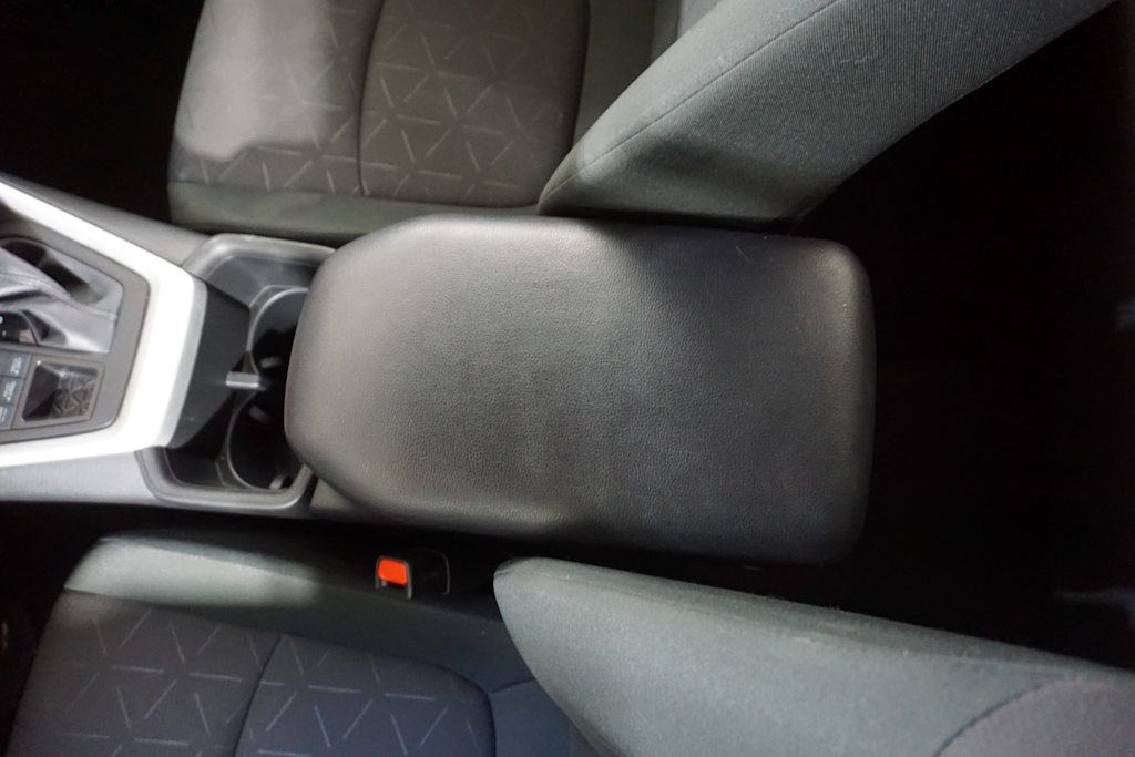 Thumbnail: 2024 Toyota RAV4 - 9