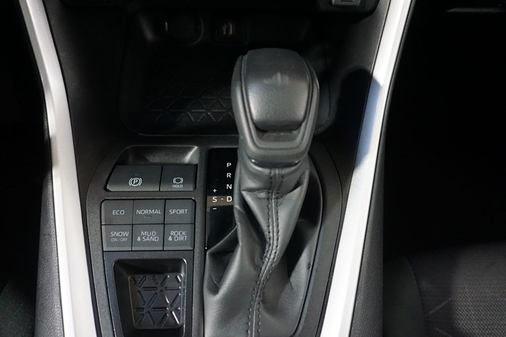 Thumbnail: 2024 Toyota RAV4 - 23