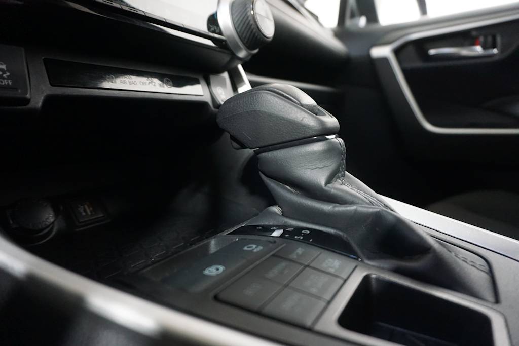 Thumbnail: 2024 Toyota RAV4 - 11