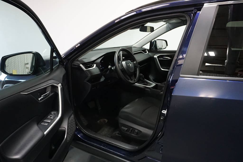 Thumbnail: 2024 Toyota RAV4 - 19