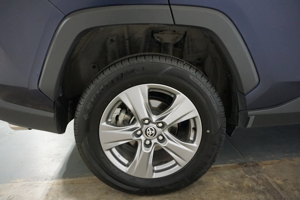 Thumbnail: 2024 Toyota RAV4 - 17