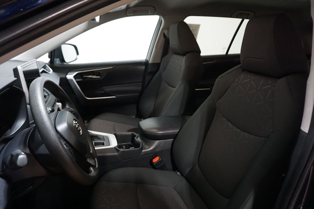 Thumbnail: 2024 Toyota RAV4 - 8