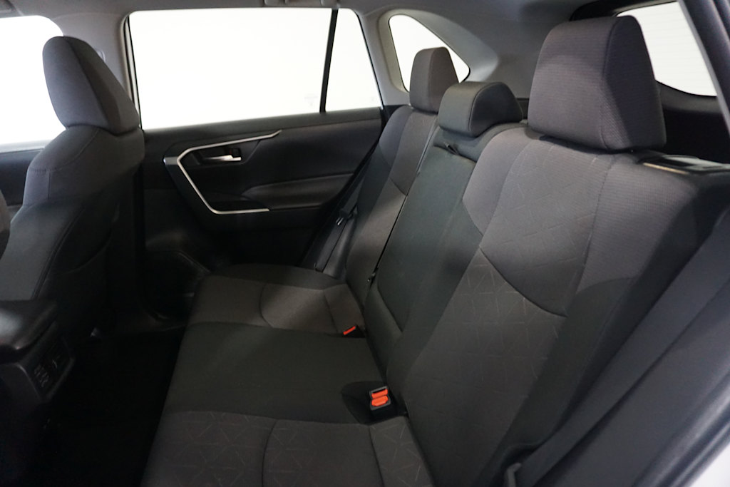 Thumbnail: 2024 Toyota RAV4 - 9