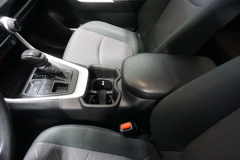 Thumbnail: 2024 Toyota RAV4 - 10