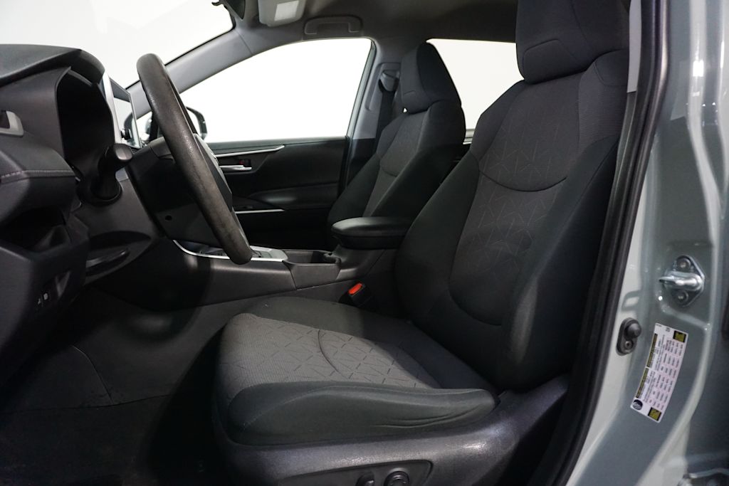 Thumbnail: 2023 Toyota RAV4 - 9