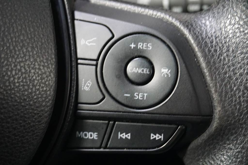 Thumbnail: 2023 Toyota RAV4 - 25