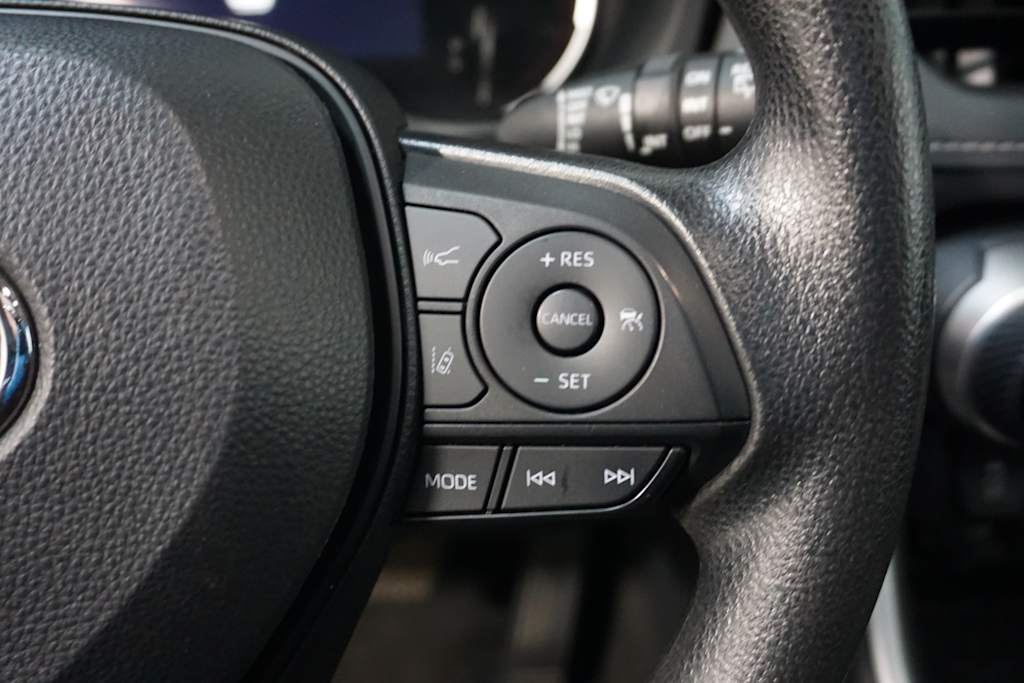 Thumbnail: 2023 Toyota RAV4 - 25