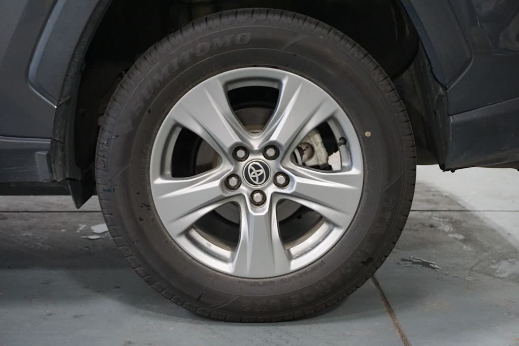 Thumbnail: 2023 Toyota RAV4 - 18