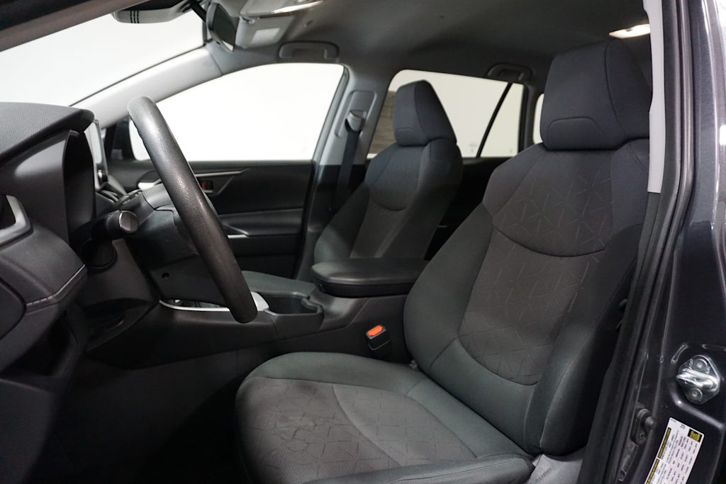 Thumbnail: 2023 Toyota RAV4 - 9