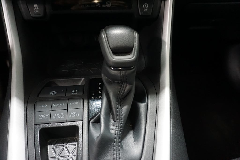 Thumbnail: 2023 Toyota RAV4 - 24
