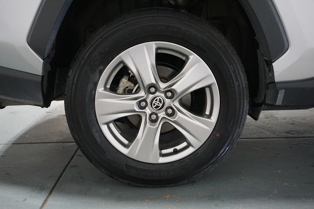 Thumbnail: 2024 Toyota RAV4 - 18