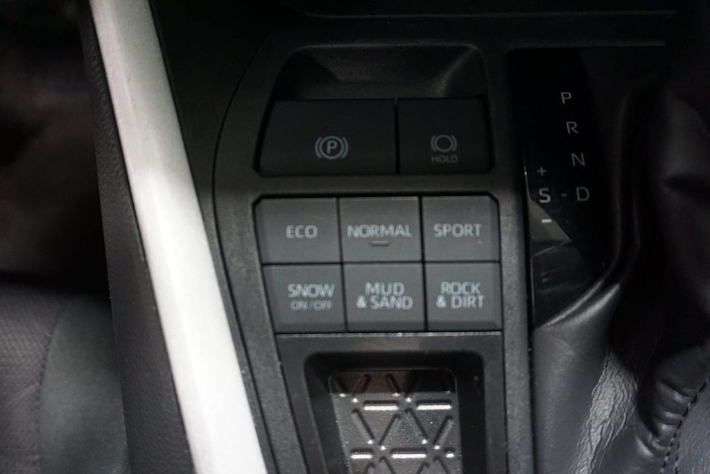 Thumbnail: 2024 Toyota RAV4 - 26