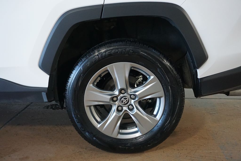 Thumbnail: 2024 Toyota RAV4 - 5