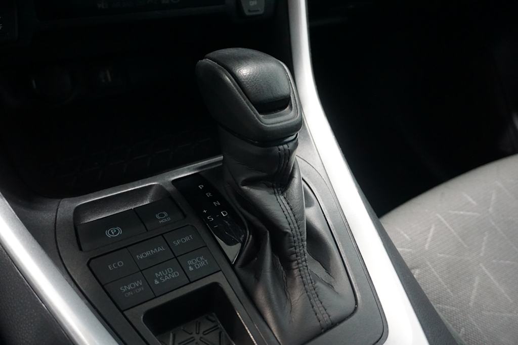 Thumbnail: 2024 Toyota RAV4 - 22