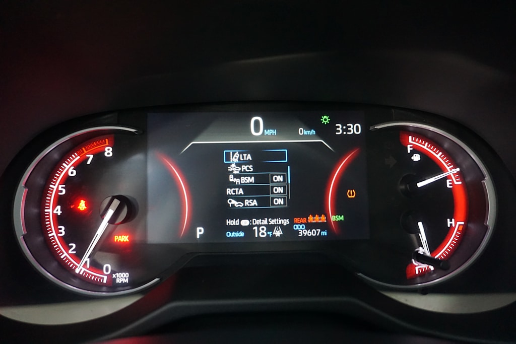 Thumbnail: 2024 Toyota RAV4 - 11